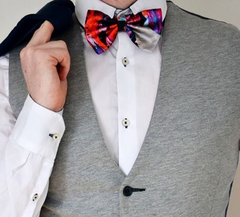 Red Crane Bow Tie (Single Layer)